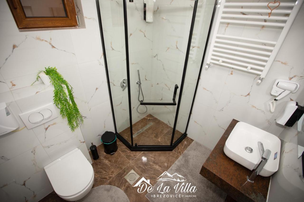 De La Villa بيرزوفيكا المظهر الخارجي الصورة